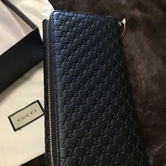 NEW!! Gucci Microguccissima Black Zip Around with front snap wallet - Picture 5 of 9